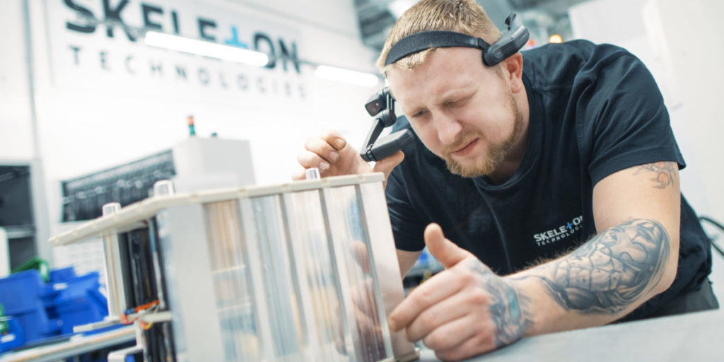 Produktion SuperBattery bei Skeleton